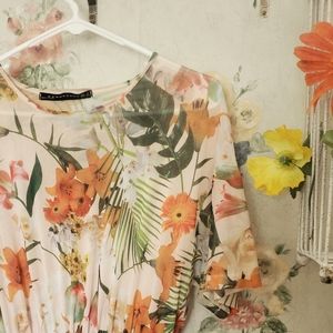 Women's dress size S